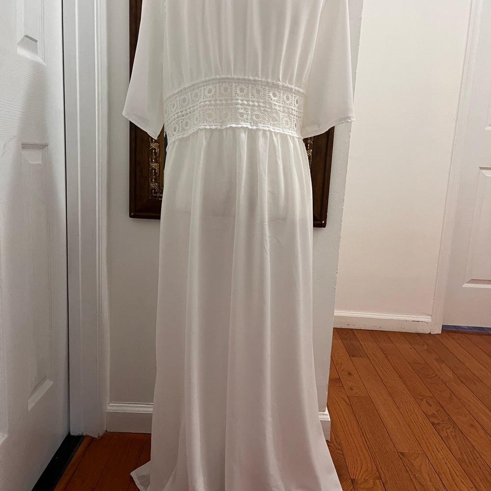 Source Unknown White Elegant Sheer Robe - Picture 4 of 6